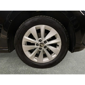 Skoda Scala  Hatchback 2024,  1.0 benzyna, automat - Na sprzedaż za 72 900 zł - Warszawa - zdjęcie 10