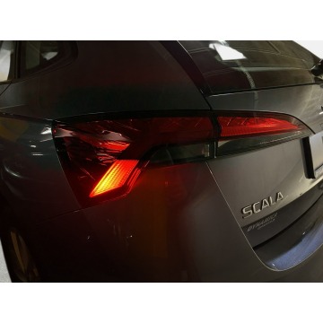 Skoda Scala  Hatchback 2024,  1.0 benzyna - Na sprzedaż za 81 500 zł - Warszawa - zdjęcie 11