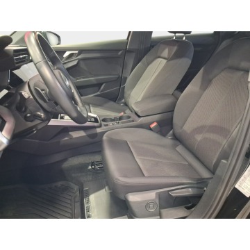 Audi A3  Hatchback 2023,  1.5 benzyna, automat - Na sprzedaż za 89 900 zł - Swarzędz - zdjęcie 12