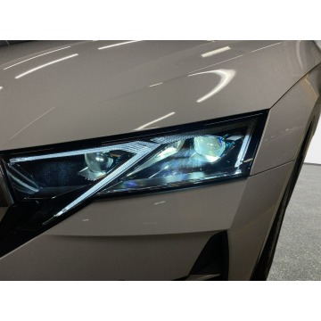 Skoda Octavia  Kombi 2024,  1.5 benzyna, automat - Na sprzedaż za 116 900 zł - Warszawa - zdjęcie 9