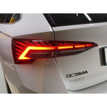 Skoda Octavia  Kombi 2024,  1.5 benzyna, automat - Na sprzedaż za 116 900 zł - Warszawa - zdjęcie 11