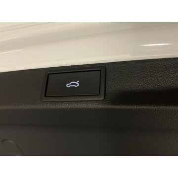 Skoda Octavia  Kombi 2024,  1.5 benzyna, automat - Na sprzedaż za 116 900 zł - Warszawa - zdjęcie 12