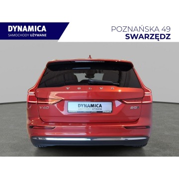 Volvo V60  Kombi 2023,  2.0 benzyna, automat - Na sprzedaż za 139 900 zł - Swarzędz - zdjęcie 6