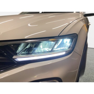 Volkswagen T-Roc  SUV 2022,  1.0 benzyna - Na sprzedaż za 84 900 zł - Warszawa - zdjęcie 9