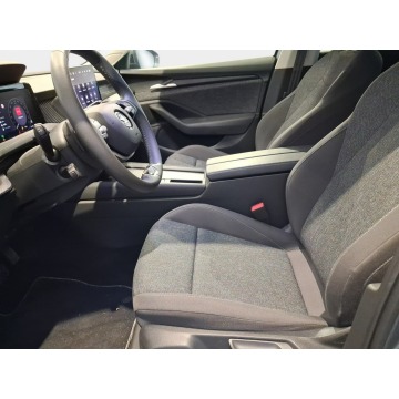 Skoda Superb  Kombi 2024,  1.5 benzyna, automat - Na sprzedaż za 117 900 zł - Swarzędz - zdjęcie 9
