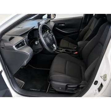 Toyota Corolla  Hatchback 2022,  1.8 hybryda, automat - Na sprzedaż za 60 975 zł - Białystok - zdjęcie 9