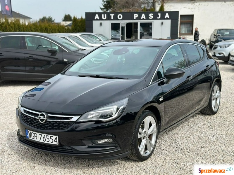 Opel Astra  Liftback 2017,  1.4 benzyna - Na sprzedaż za 38 900 zł - Grójec