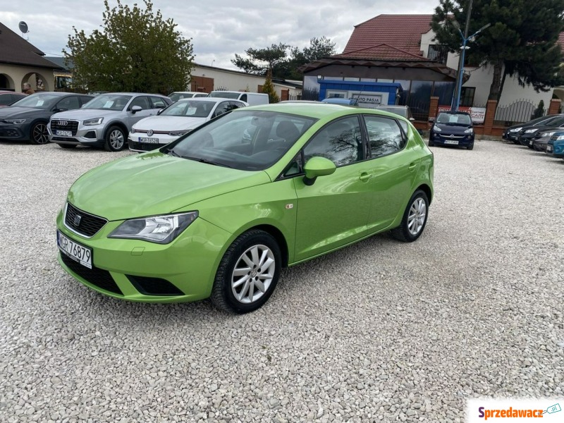 Seat Ibiza  Liftback 2012,  1.2 benzyna - Na sprzedaż za 18 900 zł - Grójec