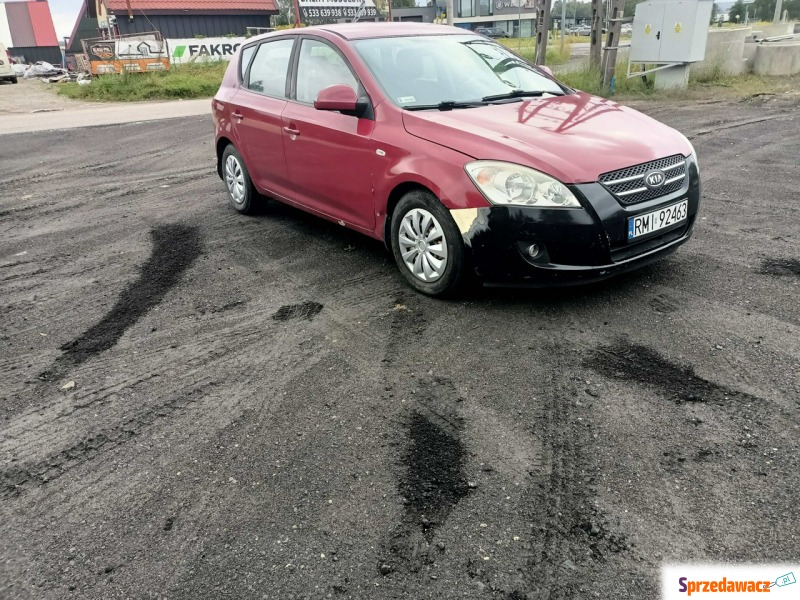 Kia Ceed  Hatchback 2008,  1.6 diesel - Na sprzedaż za 2 500,00 zł - Tarnów