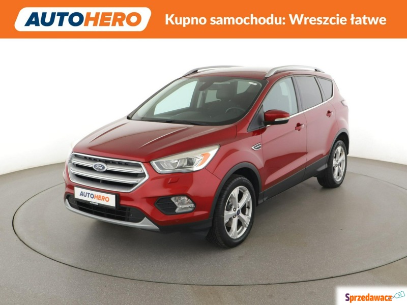 Ford Kuga  SUV 2016,  1.5 benzyna - Na sprzedaż za 46 900 zł - Warszawa
