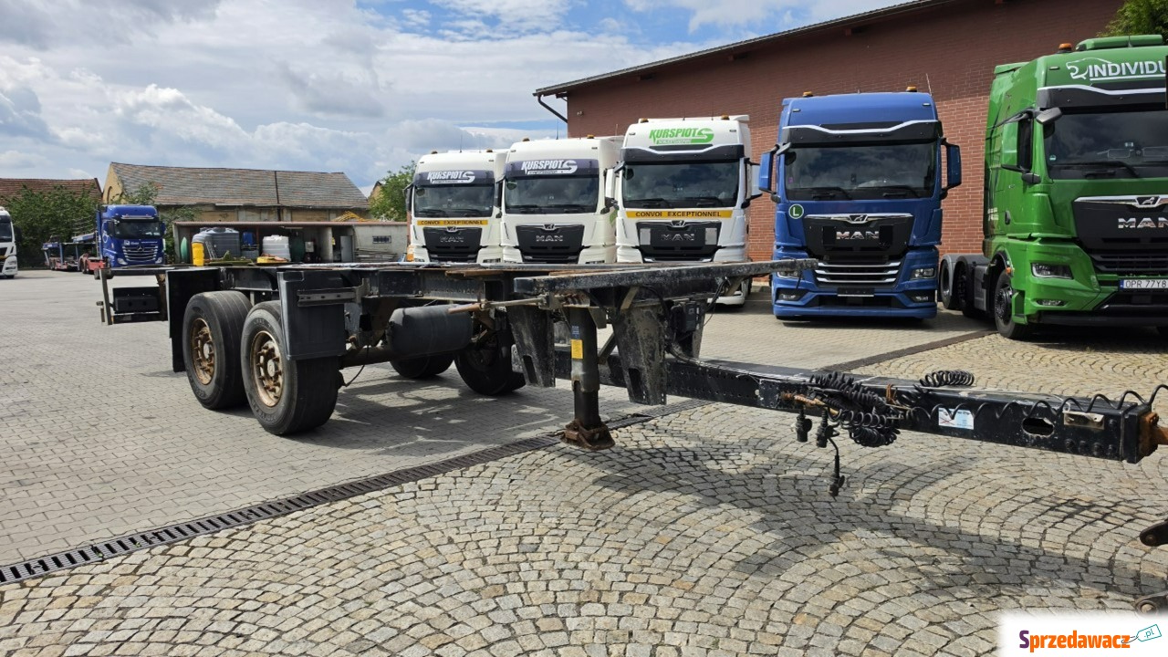 Schmitz podwozie Tandem - Przyczepa...