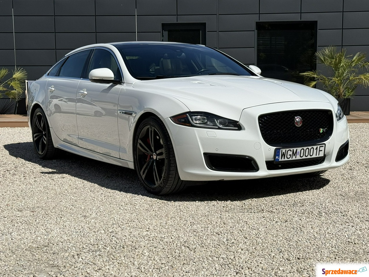 Jaguar XJ 2014
