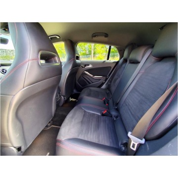 Mercedes - Benz CLA-klasa  Kombi 2016,  1.6 benzyna, automat - Na sprzedaż za 59 998 zł - Warszawa - zdjęcie 8