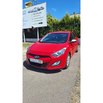 Hyundai i30  Hatchback 2013,  1.4 benzyna - Na sprzedaż za 22 900 zł - Częstochowa - zdjęcie 3