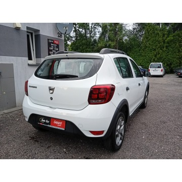 Dacia Sandero Stepway  SUV 2018,  999.0 benzyna - Na sprzedaż za 24 900 zł - Janów Lubelski - zdjęcie 4