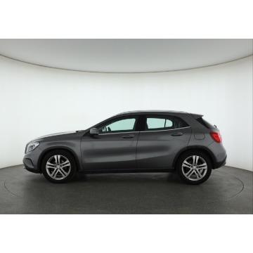 Mercedes - Benz GLA-klasa  SUV 2015,  1.6 benzyna, automat - Na sprzedaż za 64 999 zł - Bielany Wrocławskie - zdjęcie 4