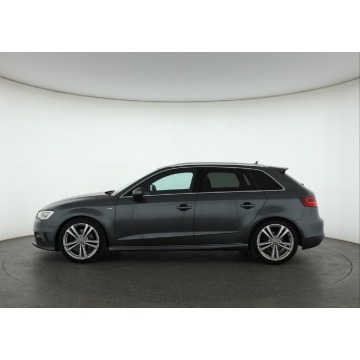 Audi A3  Hatchback 2015,  1.8 benzyna, automat - Na sprzedaż za 50 999 zł - Lublin - zdjęcie 4