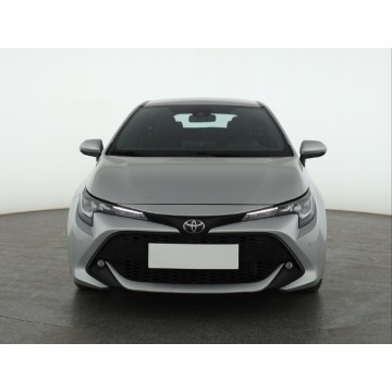 Toyota Corolla  Kombi 2021,  1.2 benzyna - Na sprzedaż za 41 999 zł - Ostrołęka - zdjęcie 2