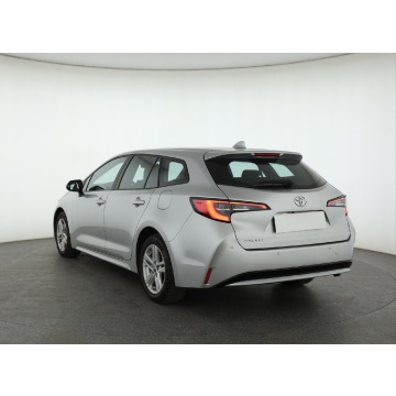 Toyota Corolla  Kombi 2021,  1.2 benzyna - Na sprzedaż za 41 999 zł - Ostrołęka - zdjęcie 6