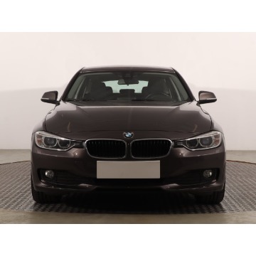 BMW Seria 3  Hatchback 2013,  2.0 diesel, automat - Na sprzedaż za 38 999 zł - Katowice - zdjęcie 2
