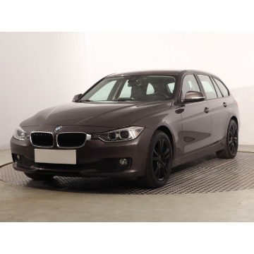 BMW Seria 3  Hatchback 2013,  2.0 diesel, automat - Na sprzedaż za 38 999 zł - Katowice - zdjęcie 3