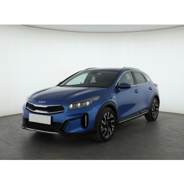 Kia   Hatchback 2022,  1.5 benzyna - Na sprzedaż za 79 999 zł - Jelenia Góra - zdjęcie 3