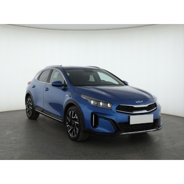 Kia   Hatchback 2022,  1.5 benzyna - Na sprzedaż za 79 999 zł - Jelenia Góra - zdjęcie 1