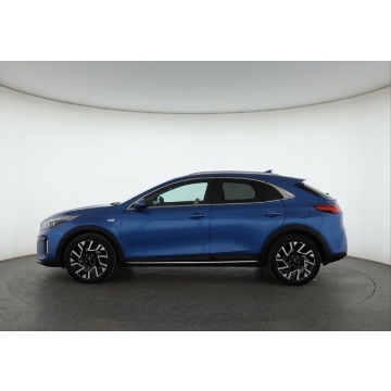 Kia   Hatchback 2022,  1.5 benzyna - Na sprzedaż za 79 999 zł - Jelenia Góra - zdjęcie 4
