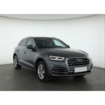 Audi Q5  SUV 2020,  2.0 benzyna, automat - Na sprzedaż za 99 999 zł - Piaseczno - zdjęcie 1