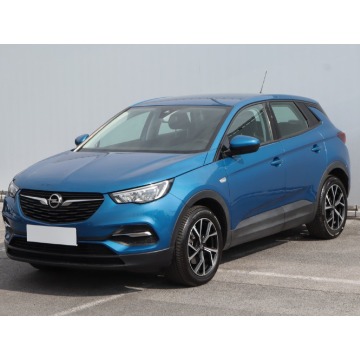 Opel   SUV 2020,  1.2 benzyna - Na sprzedaż za 54 999 zł - Lublin - zdjęcie 3