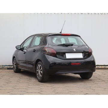 Peugeot 208  Hatchback 2014,  1.2 benzyna - Na sprzedaż za 17 999 zł - Łódź - zdjęcie 5