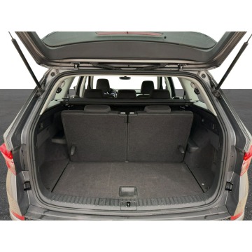 Skoda Kodiaq  SUV 2022,  2.0 diesel, automat - Na sprzedaż za 97 900 zł - Warszawa - zdjęcie 11