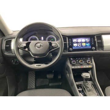 Skoda Kodiaq  SUV 2022,  2.0 diesel, automat - Na sprzedaż za 97 900 zł - Warszawa - zdjęcie 9