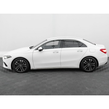 Mercedes - Benz A-klasa  Sedan/Limuzyna 2023,  2.0 diesel, automat - Na sprzedaż za 102 500 zł - Pępowo - zdjęcie 8
