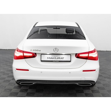 Mercedes - Benz A-klasa  Sedan/Limuzyna 2023,  2.0 diesel, automat - Na sprzedaż za 98 500 zł - Pępowo - zdjęcie 10