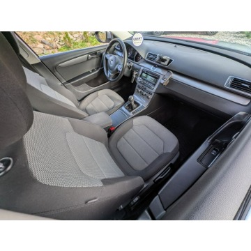 Volkswagen Passat  Kombi 2012,  1.6 diesel - Na sprzedaż za 19 900 zł - Kamienna Góra - zdjęcie 6