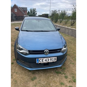 Volkswagen Polo  Sedan/Limuzyna 2016,  1.4 benzyna - Na sprzedaż za 48 000 zł - Sadlno - zdjęcie 2