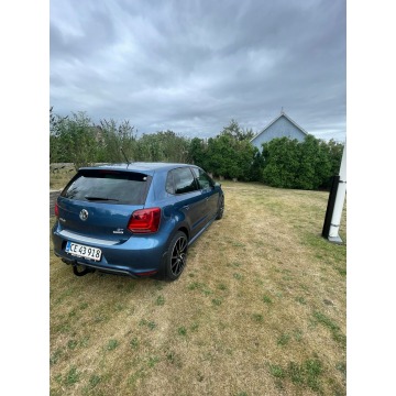 Volkswagen Polo  Sedan/Limuzyna 2016,  1.4 benzyna - Na sprzedaż za 48 000 zł - Sadlno - zdjęcie 4