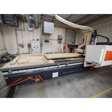 Przemysłowa frezarka CNC Infotec 4121 Pro Evo - Frezarki do drewna - Częstochowa - zdjęcie 1