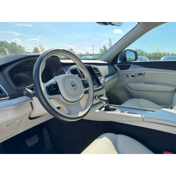 Volvo XC90  SUV 2022,  2.0 benzyna, automat - Na sprzedaż za 134 900 zł - Michałowice-Wieś - zdjęcie 10