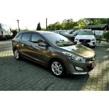 Hyundai i30  Kombi 2013,  1.6 diesel - Na sprzedaż za 19 900 zł - Płock - zdjęcie 3