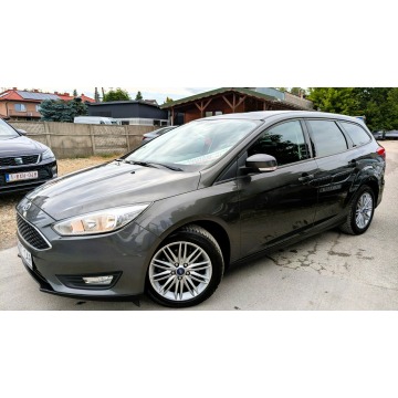 Ford Focus  Kombi 2017,  1.0 benzyna - Na sprzedaż za 23 900 zł - Częstochowa - zdjęcie 2