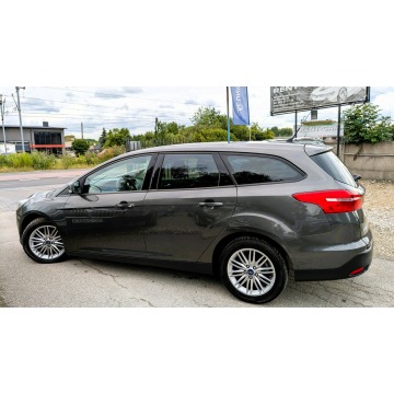 Ford Focus  Kombi 2017,  1.0 benzyna - Na sprzedaż za 23 900 zł - Częstochowa - zdjęcie 8