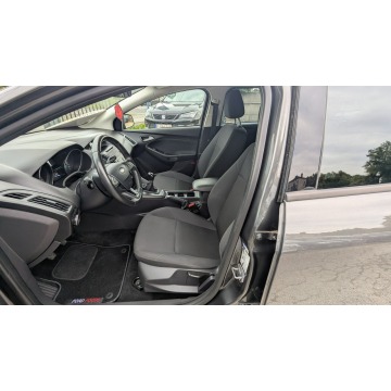 Ford Focus  Kombi 2017,  1.0 benzyna - Na sprzedaż za 23 900 zł - Częstochowa - zdjęcie 12