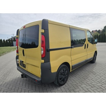 Opel Vivaro 2011,  2.0 diesel - Na sprzedaż za 18 900 zł - Kutno - zdjęcie 8