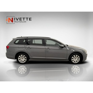 Volkswagen Passat  Kombi 2022,  1.5 benzyna - Na sprzedaż za 64 500 zł - Warszawa - zdjęcie 7