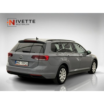 Volkswagen Passat  Kombi 2022,  1.5 benzyna - Na sprzedaż za 64 500 zł - Warszawa - zdjęcie 5