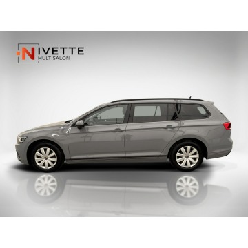 Volkswagen Passat  Kombi 2022,  1.5 benzyna - Na sprzedaż za 64 500 zł - Warszawa - zdjęcie 6