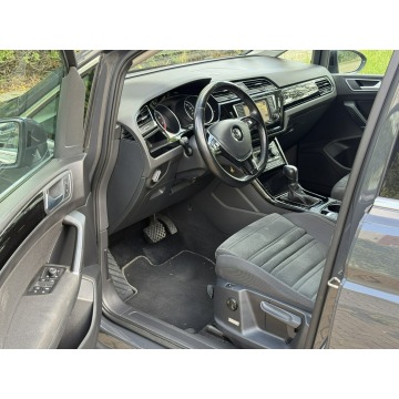 Volkswagen Touran  Minivan/Van 2016,  1.8 benzyna, automat - Na sprzedaż za 59 000 zł - Tarnowskie Góry - zdjęcie 5