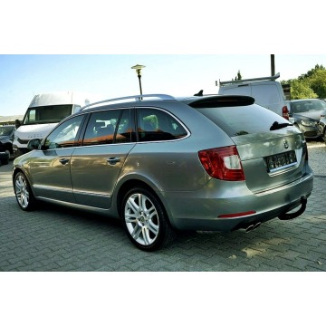 Skoda Superb  Kombi 2010,  1.9 diesel - Na sprzedaż za 22 900 zł - Płock - zdjęcie 3